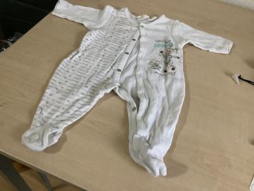 Einteiliger Baby-Overall mit Tiermotiv Größe 56