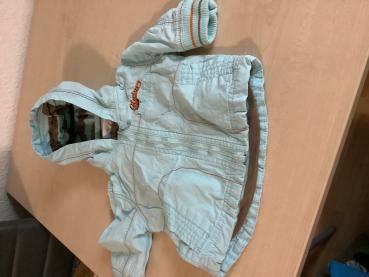 Kinderjacke mit Kapuze in Hellblau