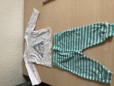 Babyset mit T-Shirt und Streifenhose