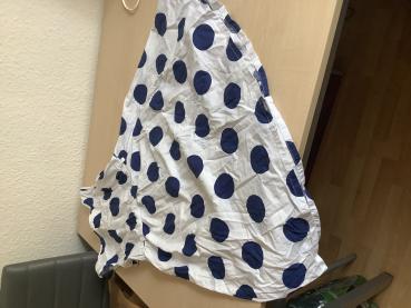Kleid mit großen Punkten gr.134