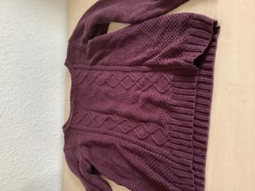 Gemusterter Pullover in Lila