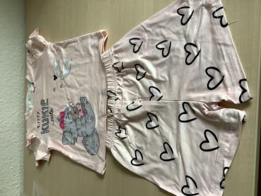 Süßes Kinderoberteil mit Shorts im Herzdesign,neu gr.92