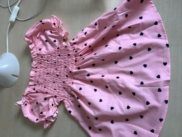 Mädchen Kleid mit Herz-Muster und Hut,Größe 18-24Monate , neu