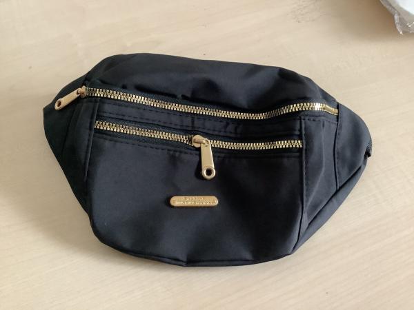 Damen Brusttasche Neu schwarz