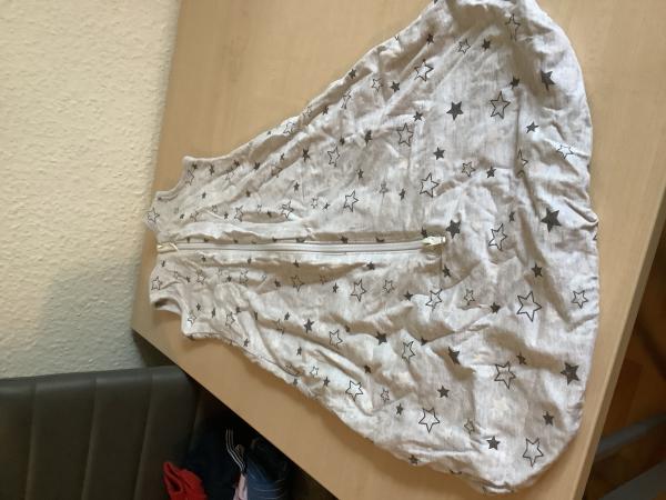 Sternenmuster Schlafanzug für Kinder