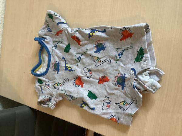 Dinosaurier-Spielanzug für Kinder