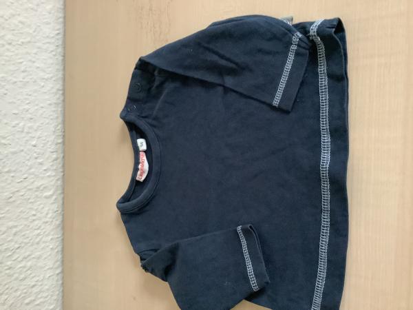 Dunkelblaues Langarmshirt für Babys