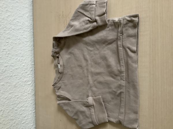 Beige Baumwoll-Oberteil mit Knopfverschluss