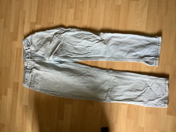 Helle Jeans im Slim Fit von CRUNT 26